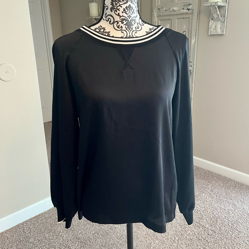 Banana Republic Navy Blouse with White Trim